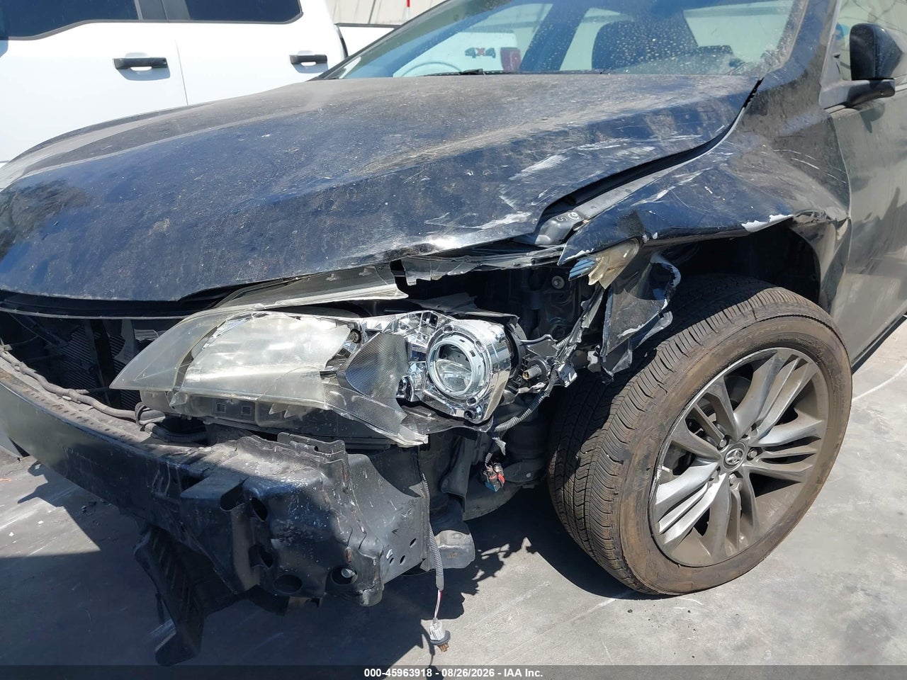 2017 TOYOTA CAMRY SE · 6/11