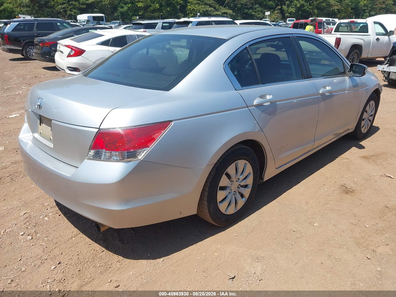 2010 HONDA ACCORD 2.4 LX · 4/11