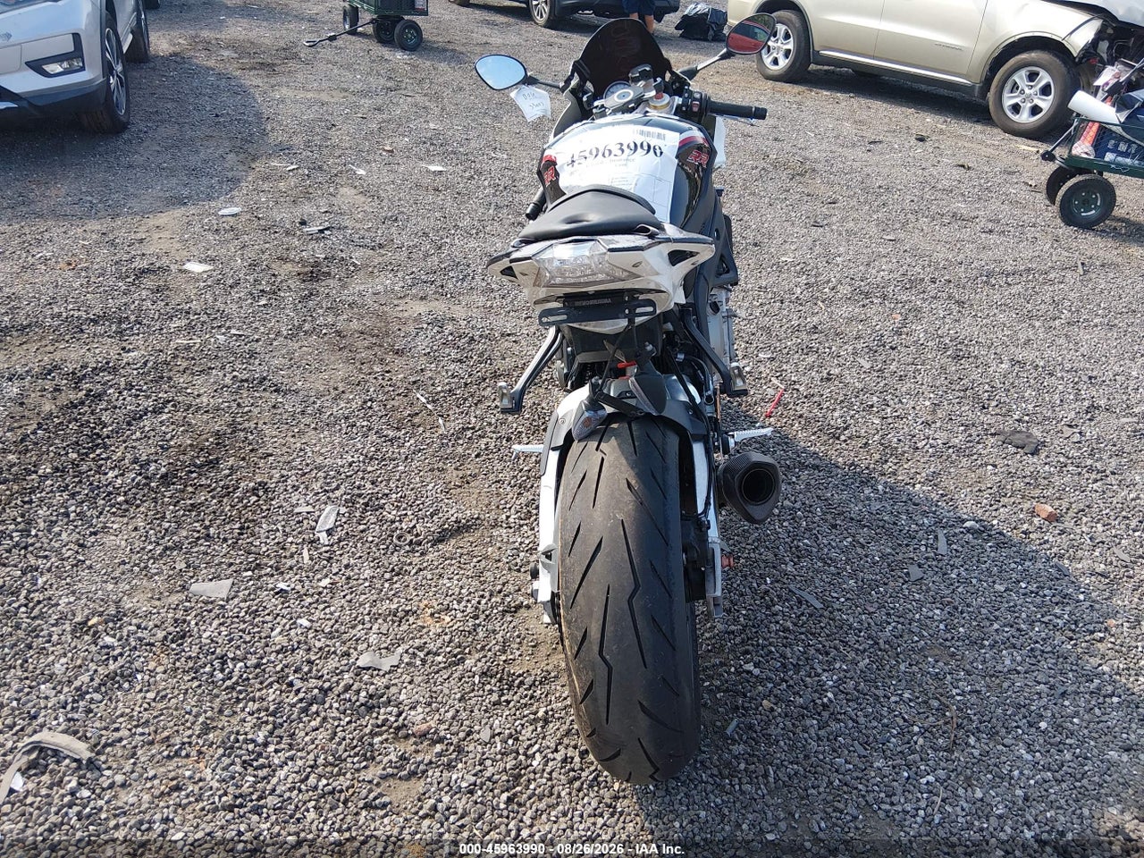 2014 BMW S 1000 RR · 6/11