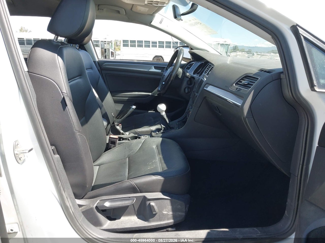 2017 VOLKSWAGEN GOLF ALLTRACK TSI S/TSI SE · 5/11