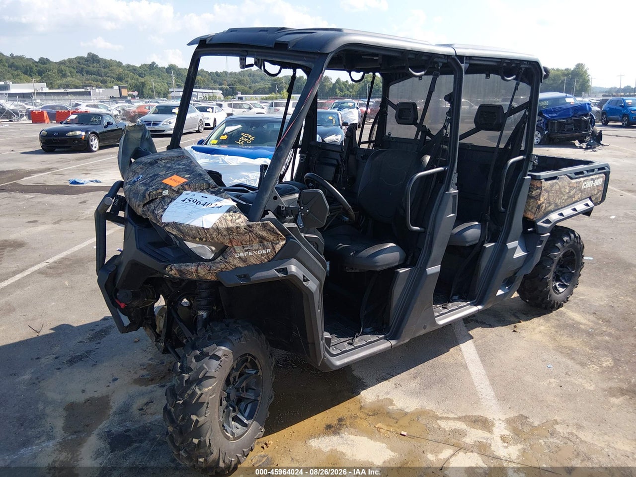 2022 CAN-AM DEFENDER MAX XT HD9 · 2/11