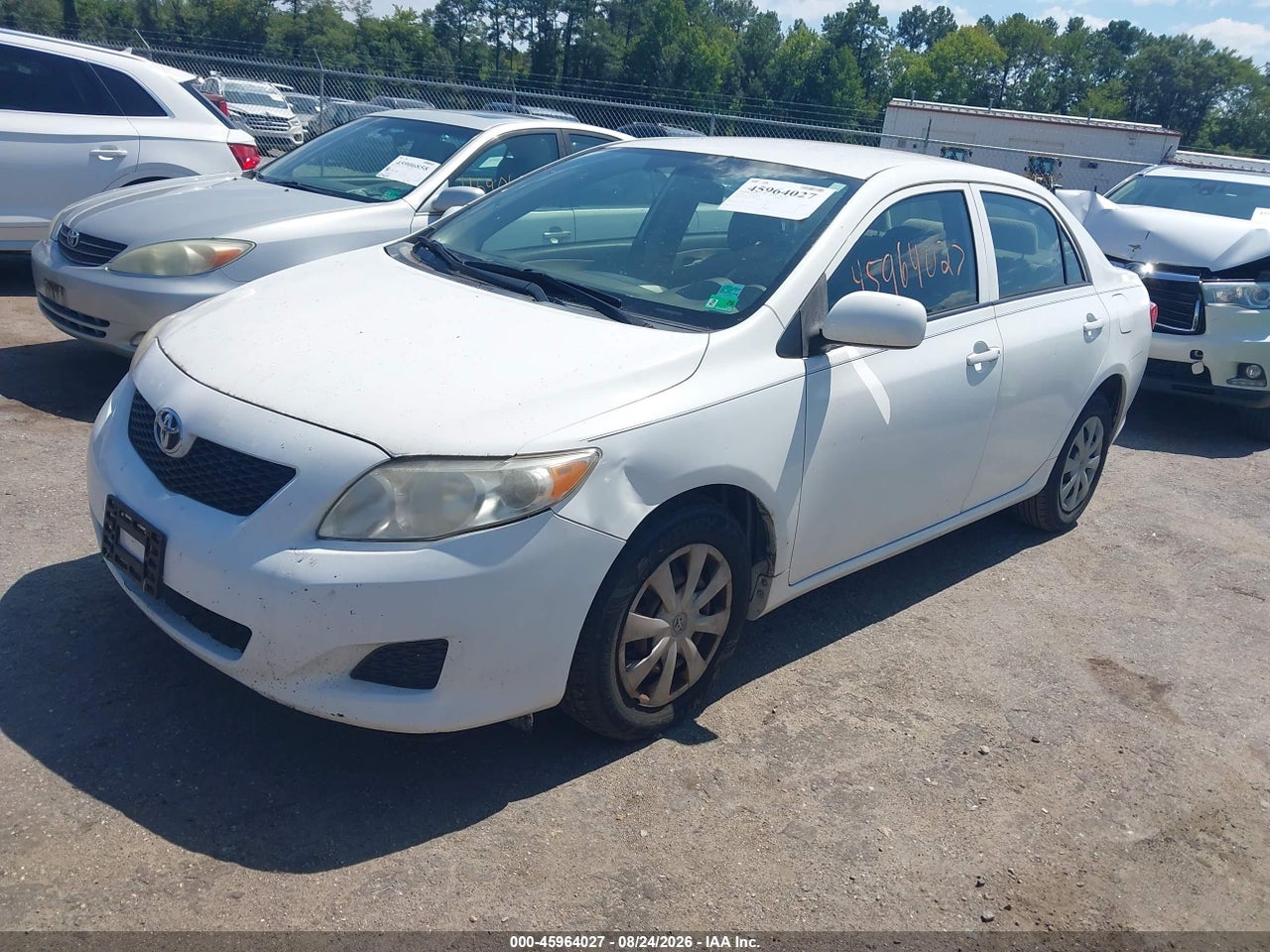 2010 TOYOTA COROLLA LE · 2/11