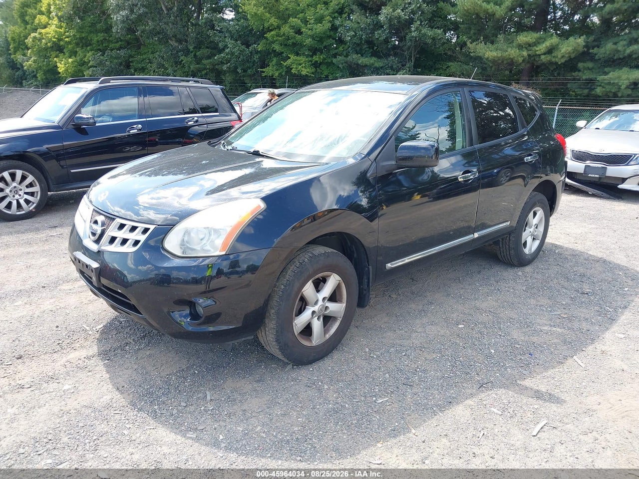 2013 NISSAN ROGUE S · 2/11