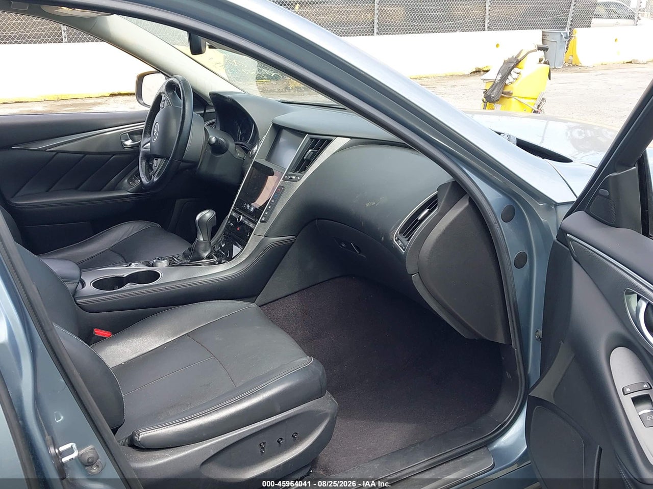 2016 INFINITI Q50 2.0T PREMIUM · 5/10