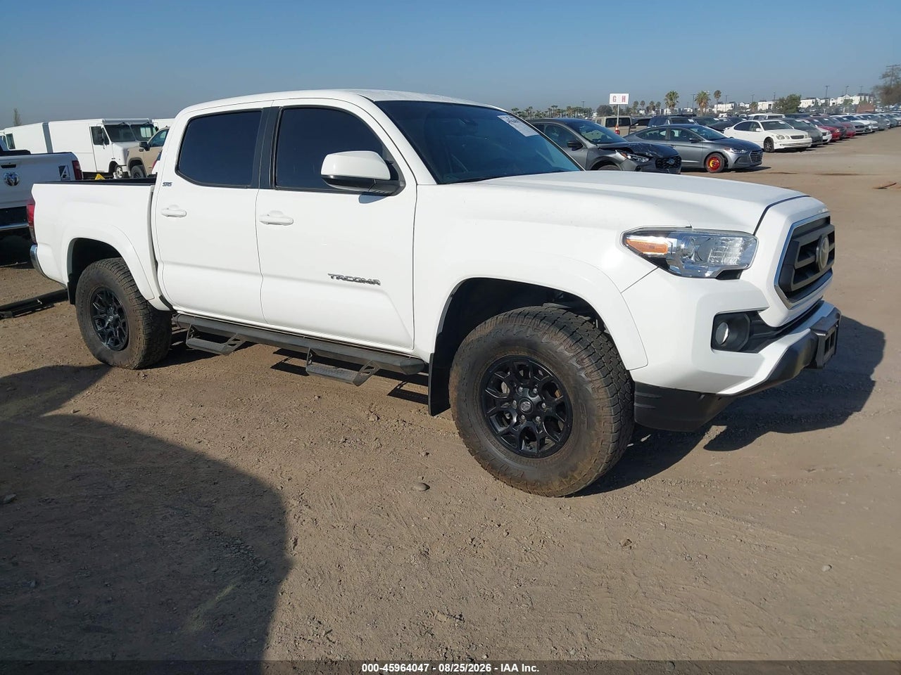 3TMAZ5CN2NM****** · 2022 TOYOTA TACOMA SR5 V6