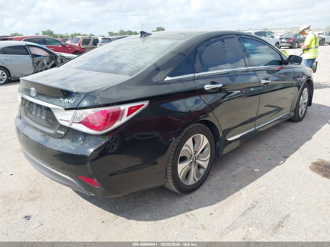 2014 HYUNDAI SONATA HYBRID LIMITED · 4/11