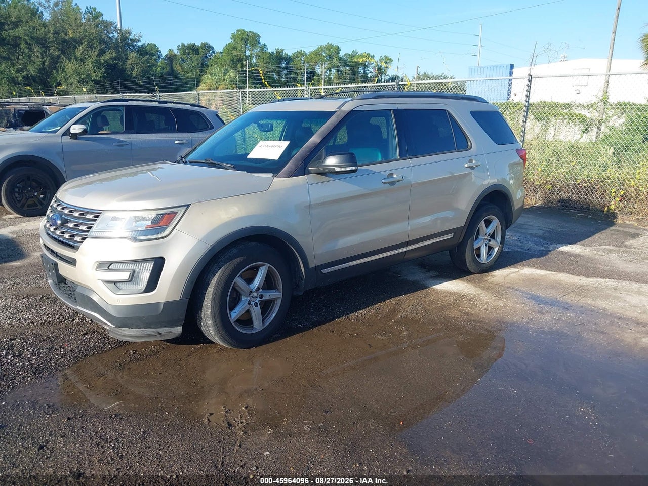 2017 FORD EXPLORER XLT · 2/11
