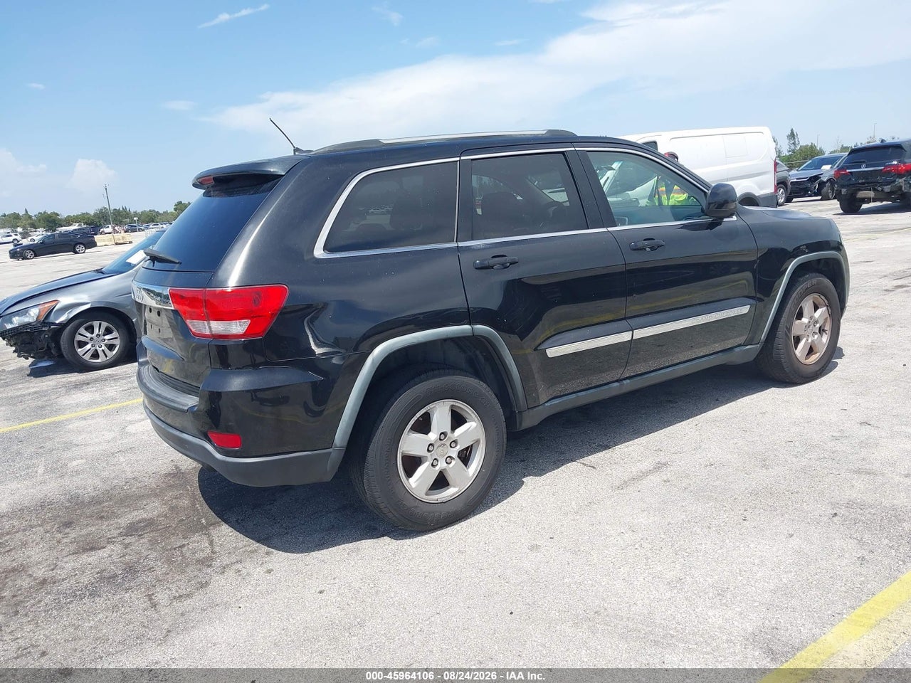 2012 JEEP GRAND CHEROKEE LAREDO · 4/11