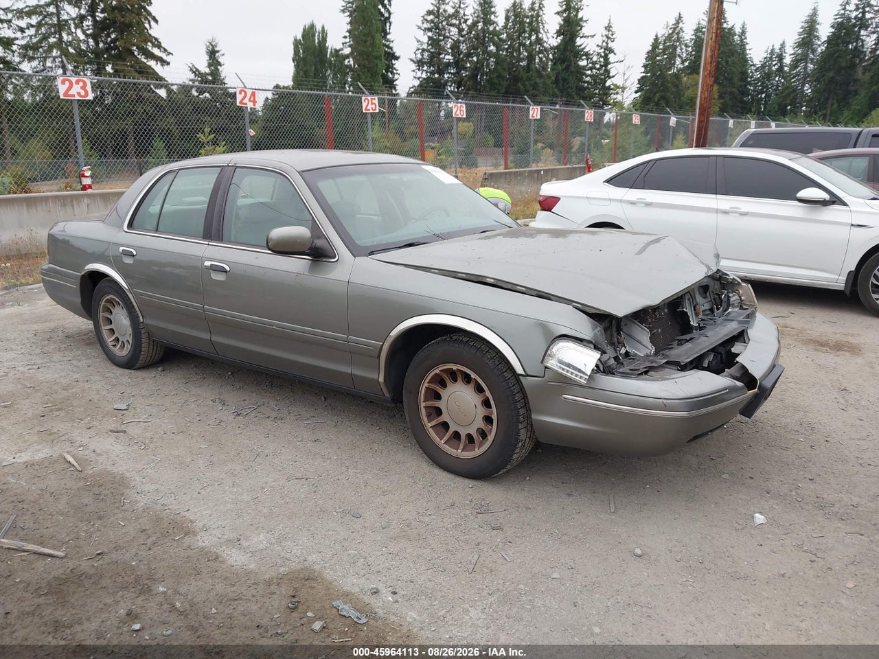 2001 FORD CROWN VICTORIA LX