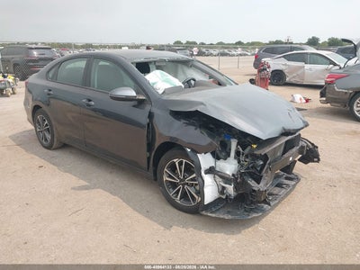 3KPF24AD2RE****** · 2024 KIA FORTE LXS
