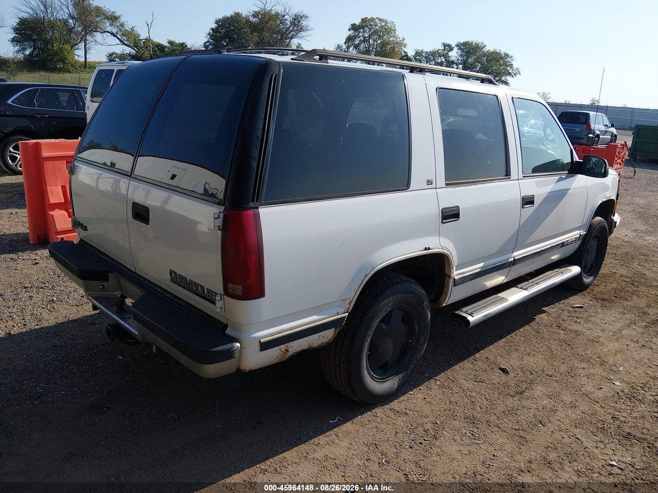 1997 CHEVROLET TAHOE LS · 4/11