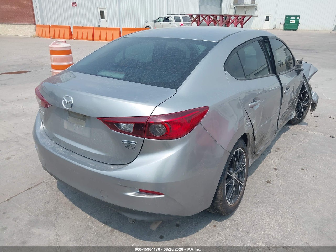 2015 MAZDA MAZDA3 I SPORT · 4/10