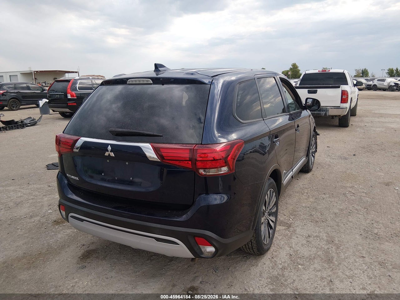 2020 MITSUBISHI OUTLANDER ES 2.4 · 4/11
