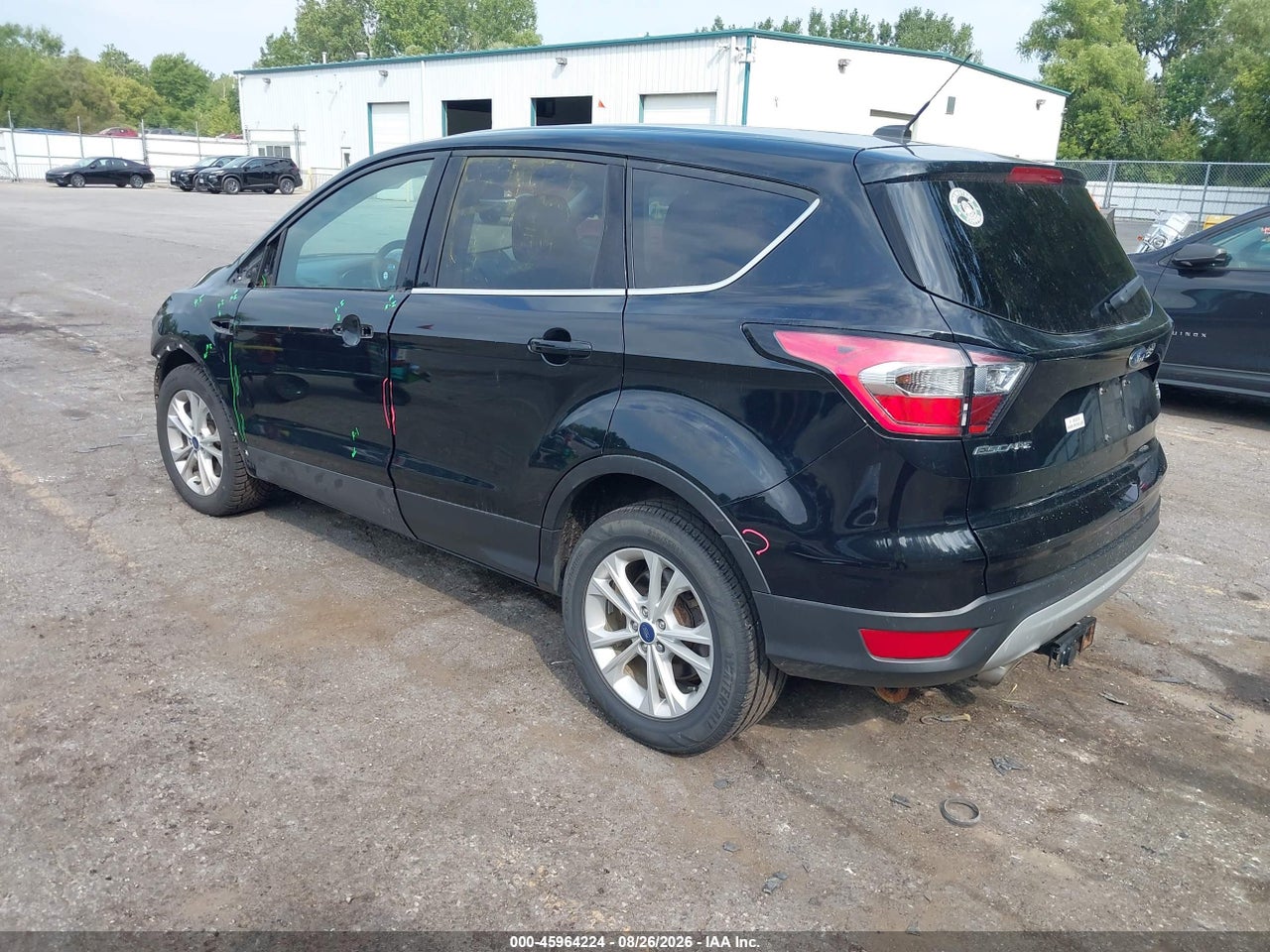 2017 FORD ESCAPE SE · 3/11