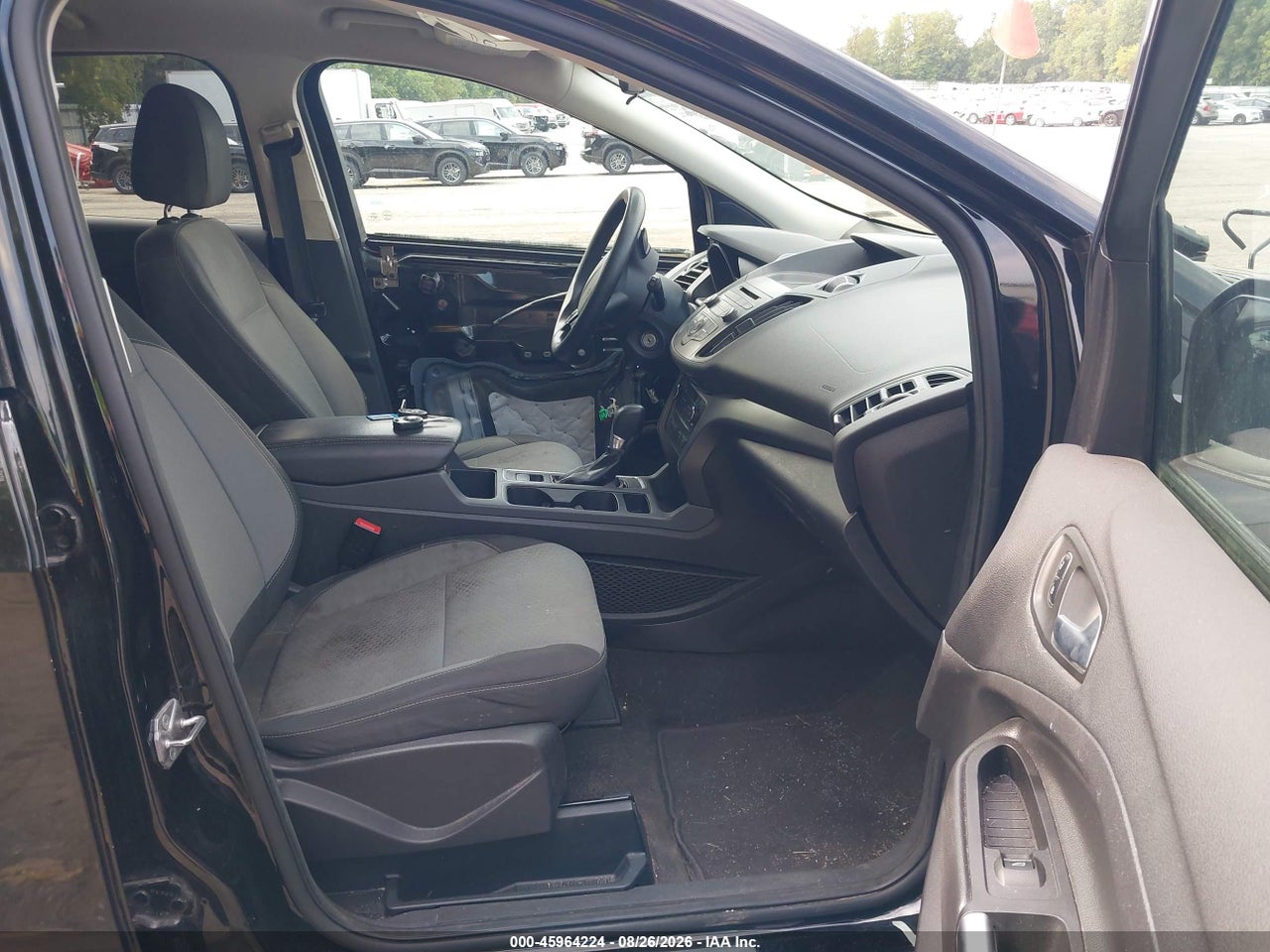 2017 FORD ESCAPE SE · 5/11