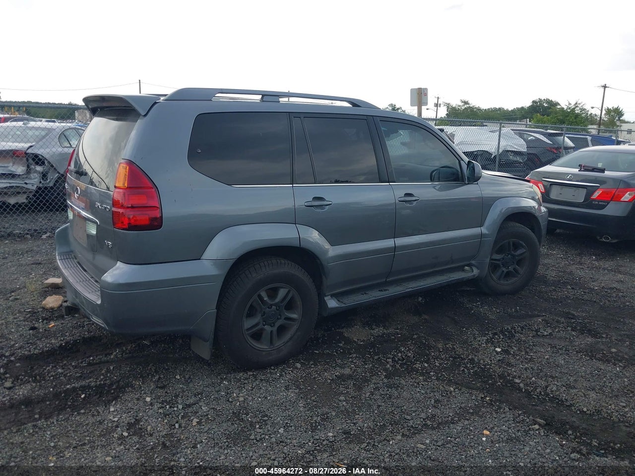 2004 LEXUS GX 470 · 4/11