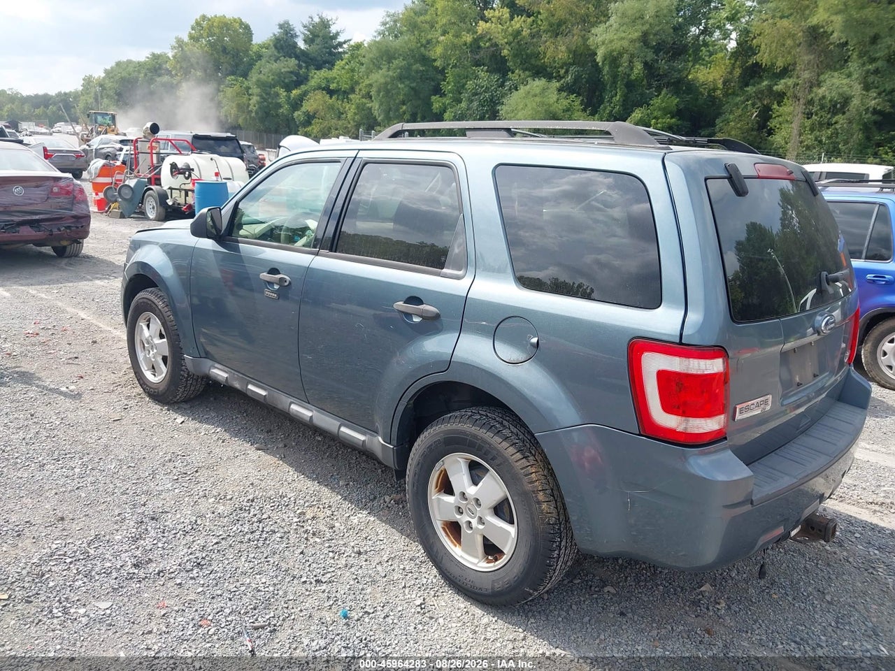 2011 FORD ESCAPE XLT · 3/11