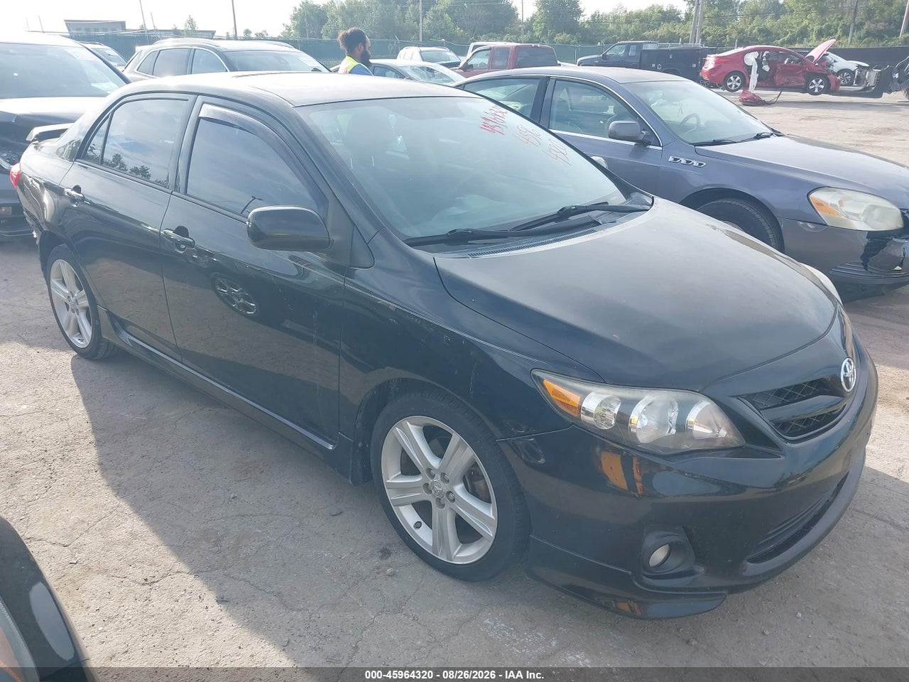 2T1BU4EE4DC****** · 2013 TOYOTA COROLLA S