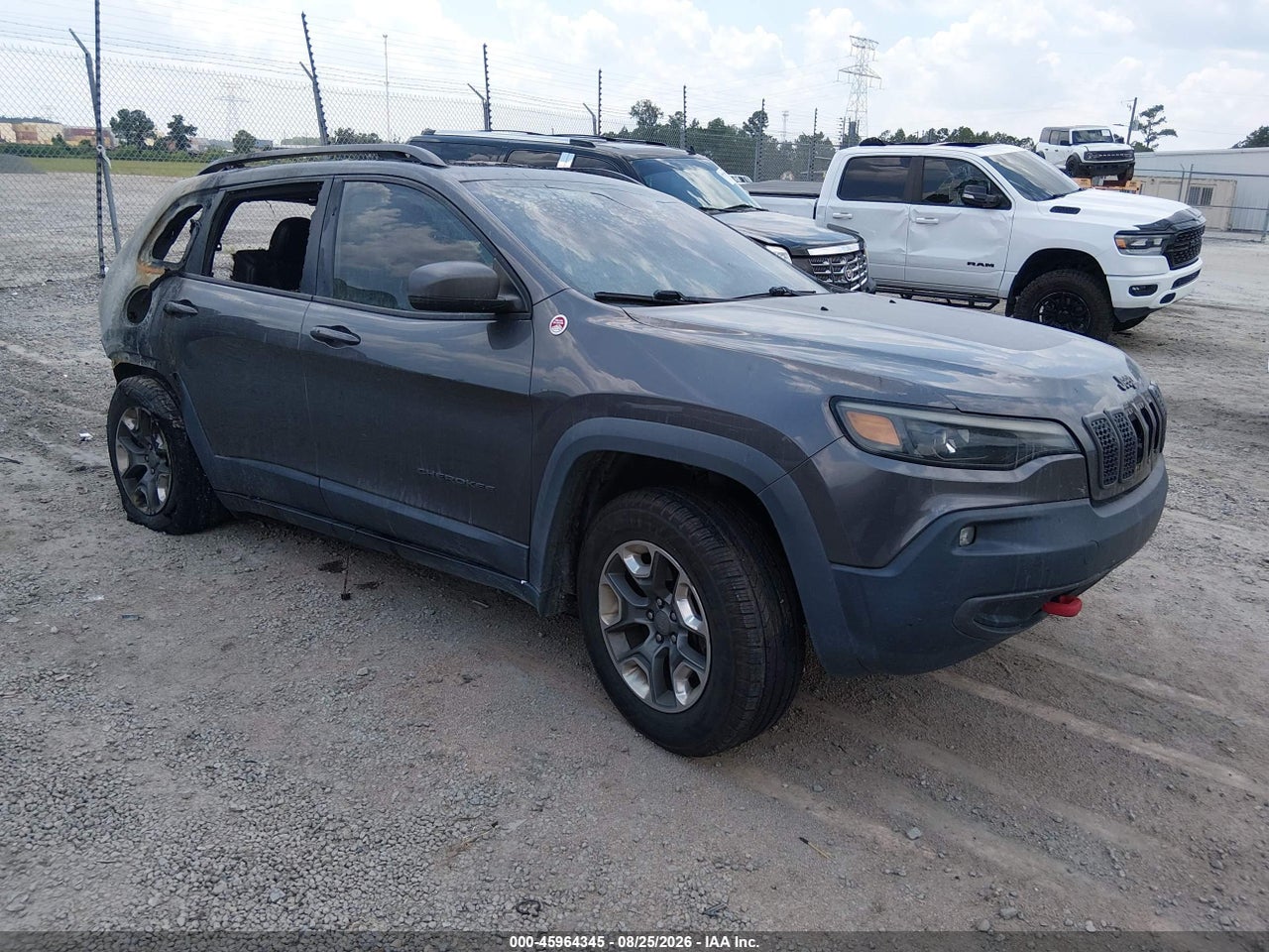 1C4PJMBX0KD****** · 2019 JEEP CHEROKEE TRAILHAWK 4X4