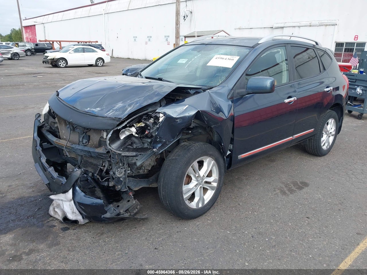 2013 NISSAN ROGUE SV · 2/11
