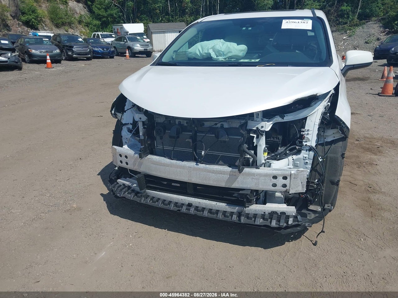 2025 TOYOTA SIENNA XLE · 6/11