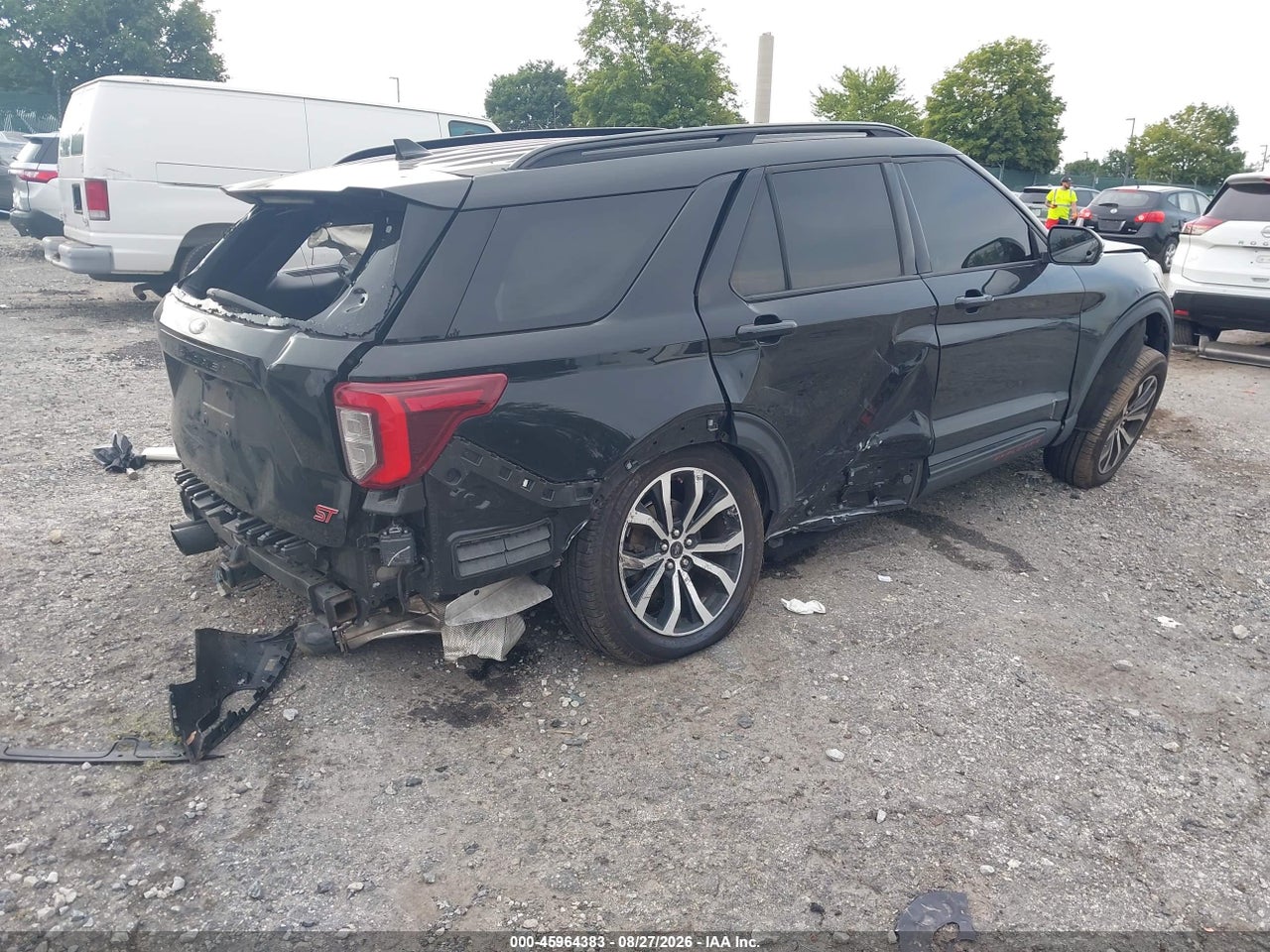 2020 FORD EXPLORER ST · 4/10