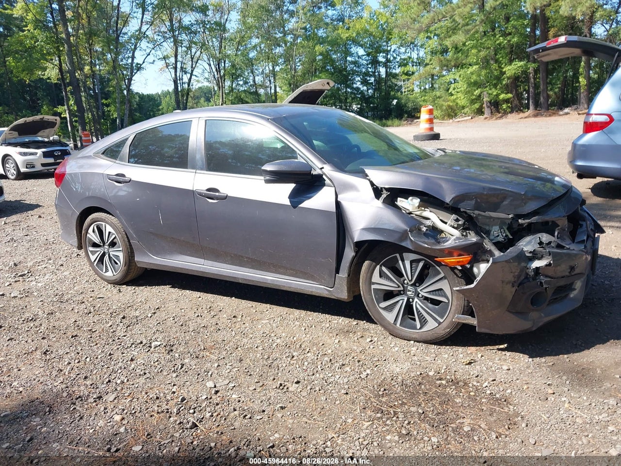 2HGFC1F3XJH****** · 2018 HONDA CIVIC EX-T