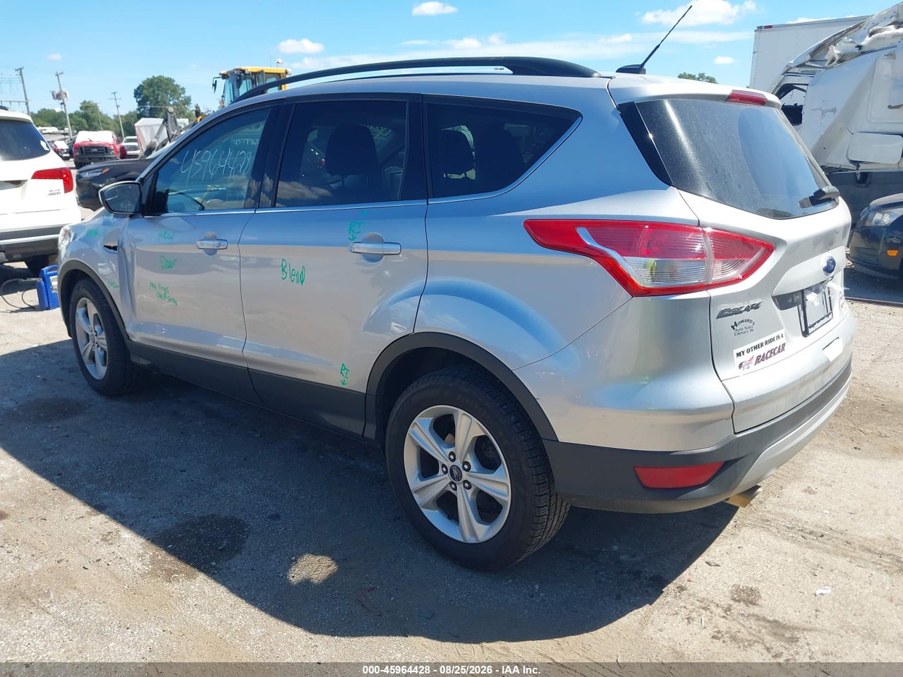 2016 FORD ESCAPE SE · 3/11