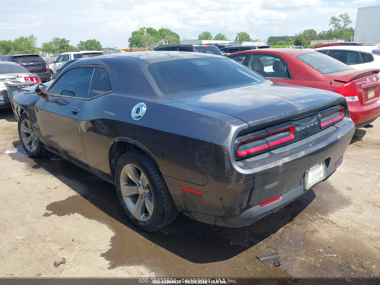 2016 DODGE CHALLENGER SXT · 3/10