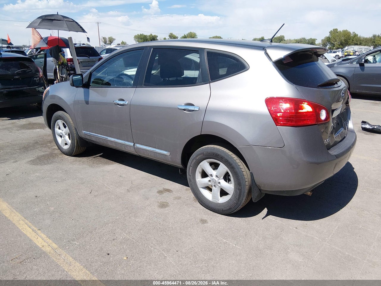 2013 NISSAN ROGUE S · 3/11
