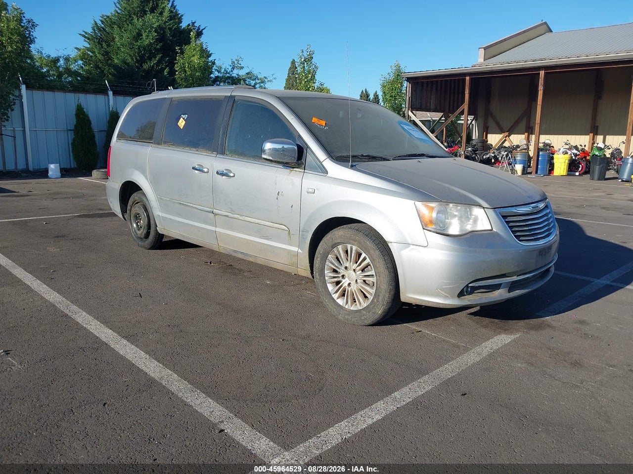 2C4RC1CG9ER****** · 2014 CHRYSLER TOWN &amp; COUNTRY TOURING-L 30TH ANNIVERSARY