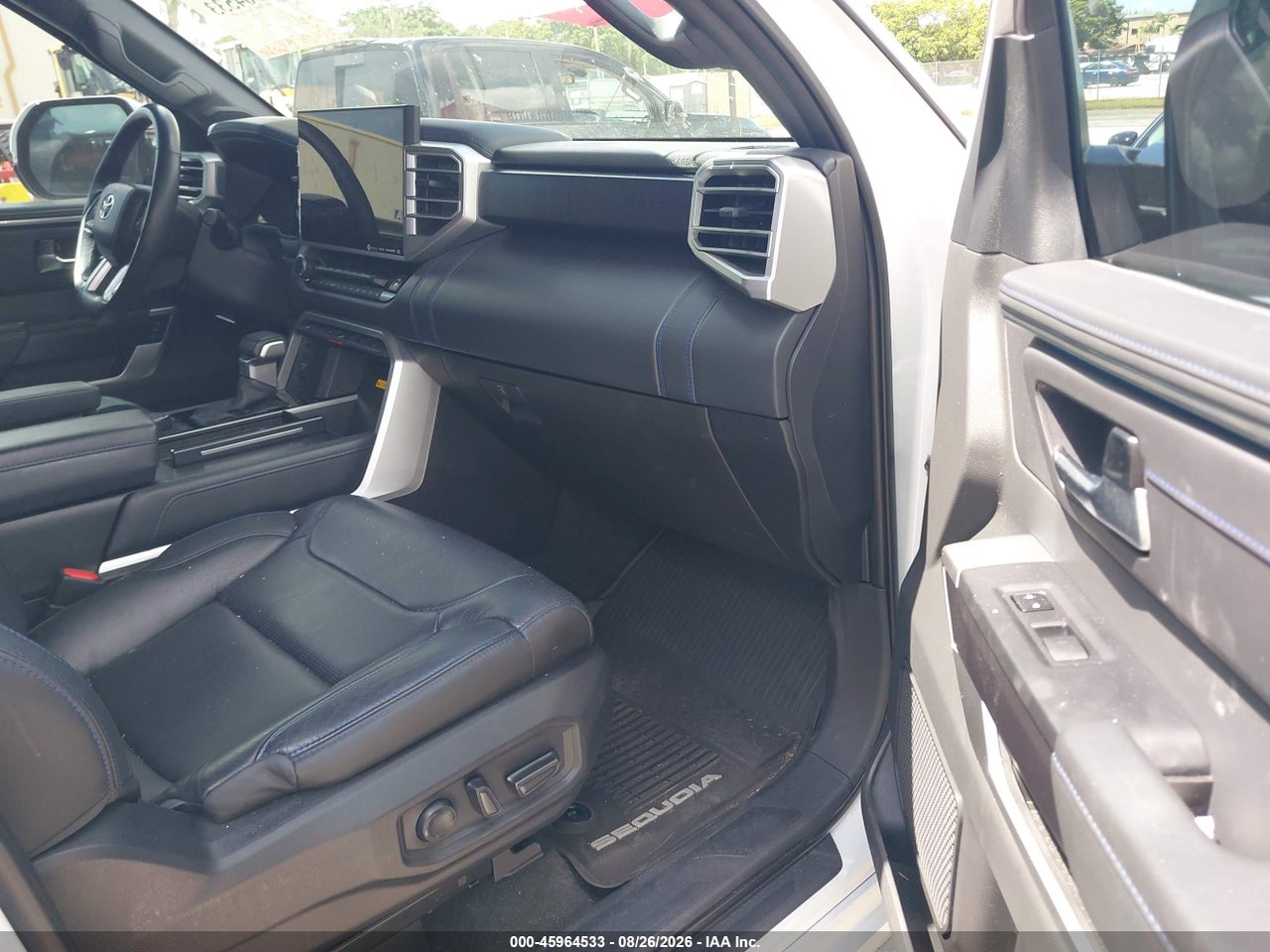 2024 TOYOTA SEQUOIA PLATINUM · 5/10
