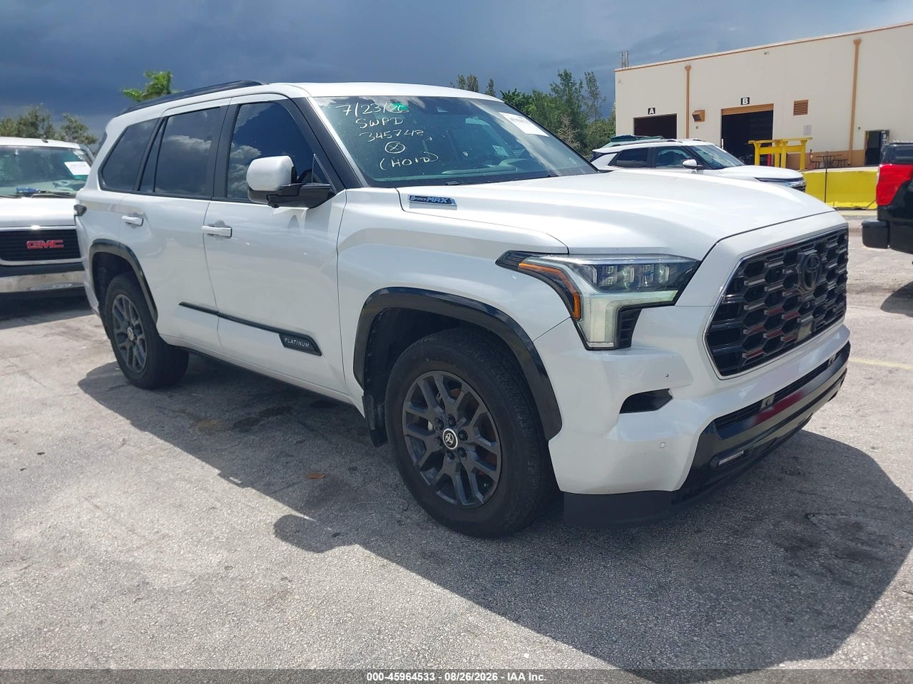 7SVAAABA8RX****** · 2024 TOYOTA SEQUOIA PLATINUM