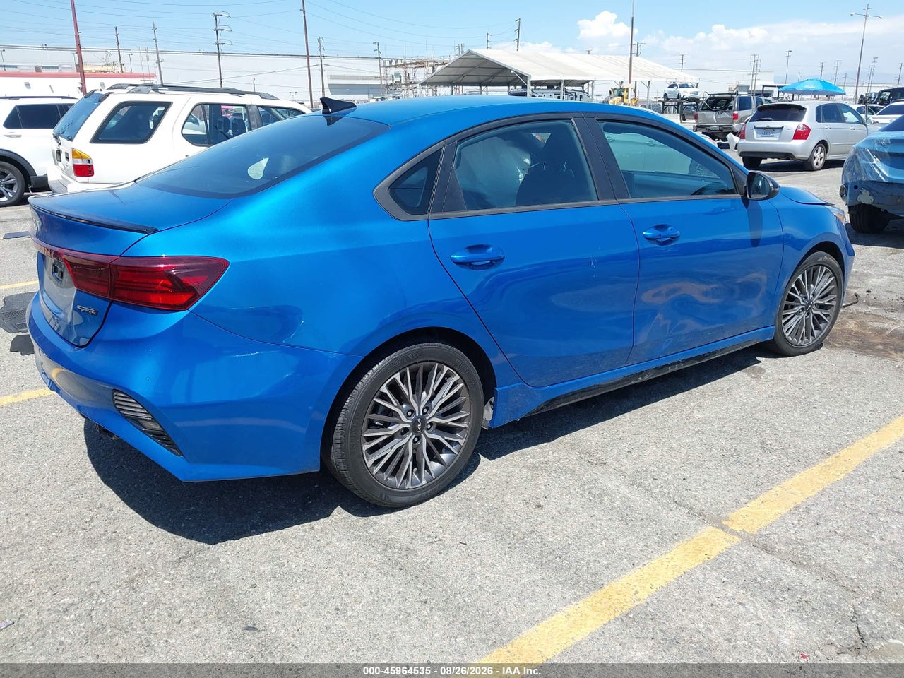 2023 KIA FORTE GT-LINE · 4/5