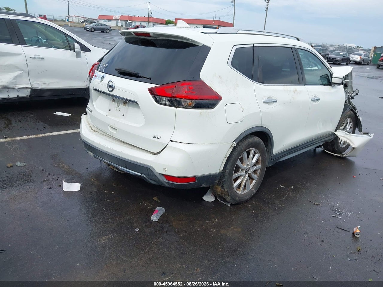 2019 NISSAN ROGUE SV · 4/11