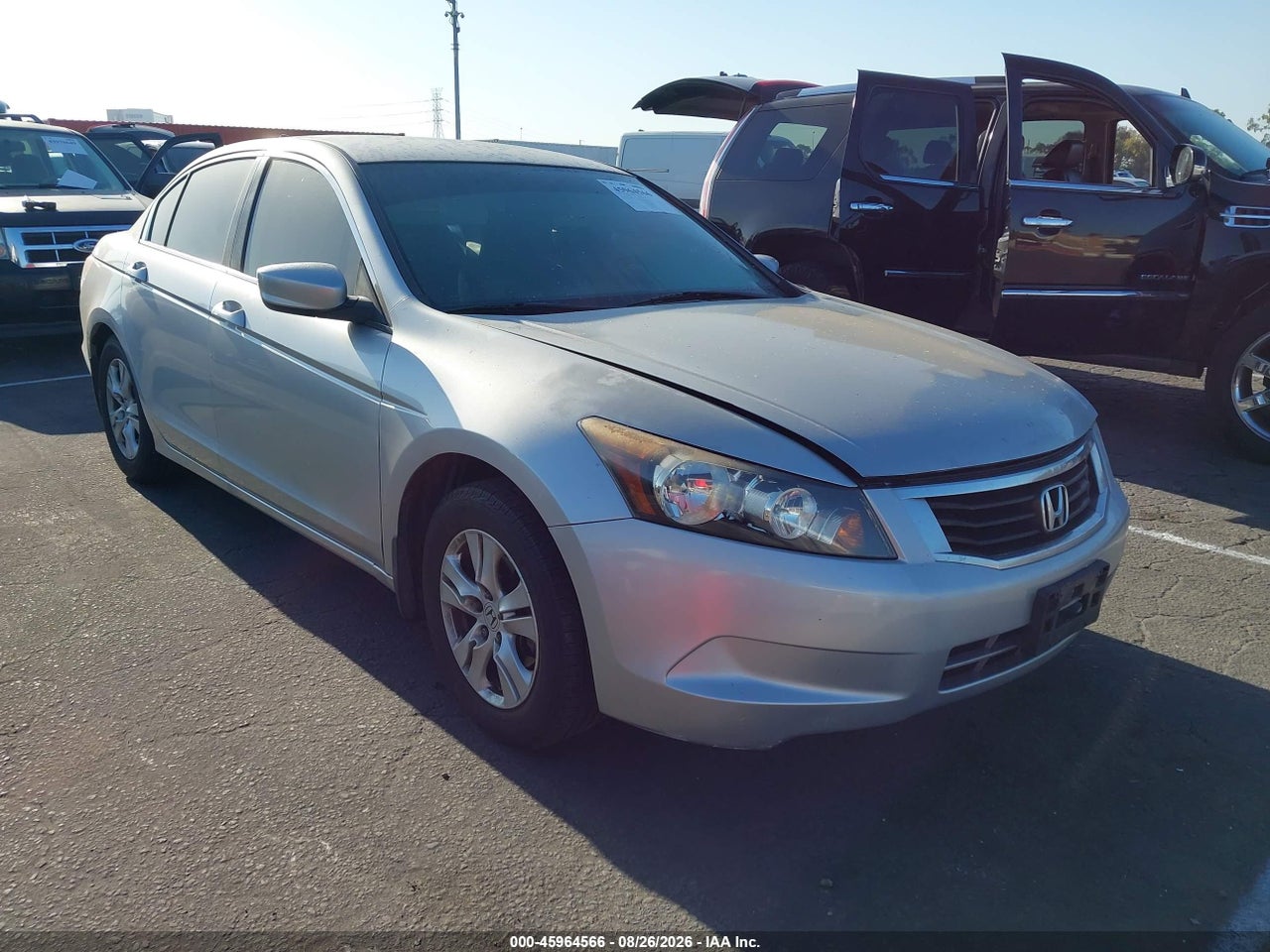 JHMCP26458C****** · 2008 HONDA ACCORD 2.4 LX-P