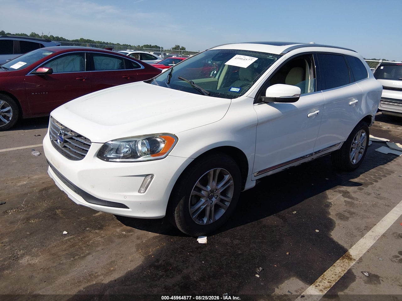 2016 VOLVO XC60 T5 PREMIER · 2/11