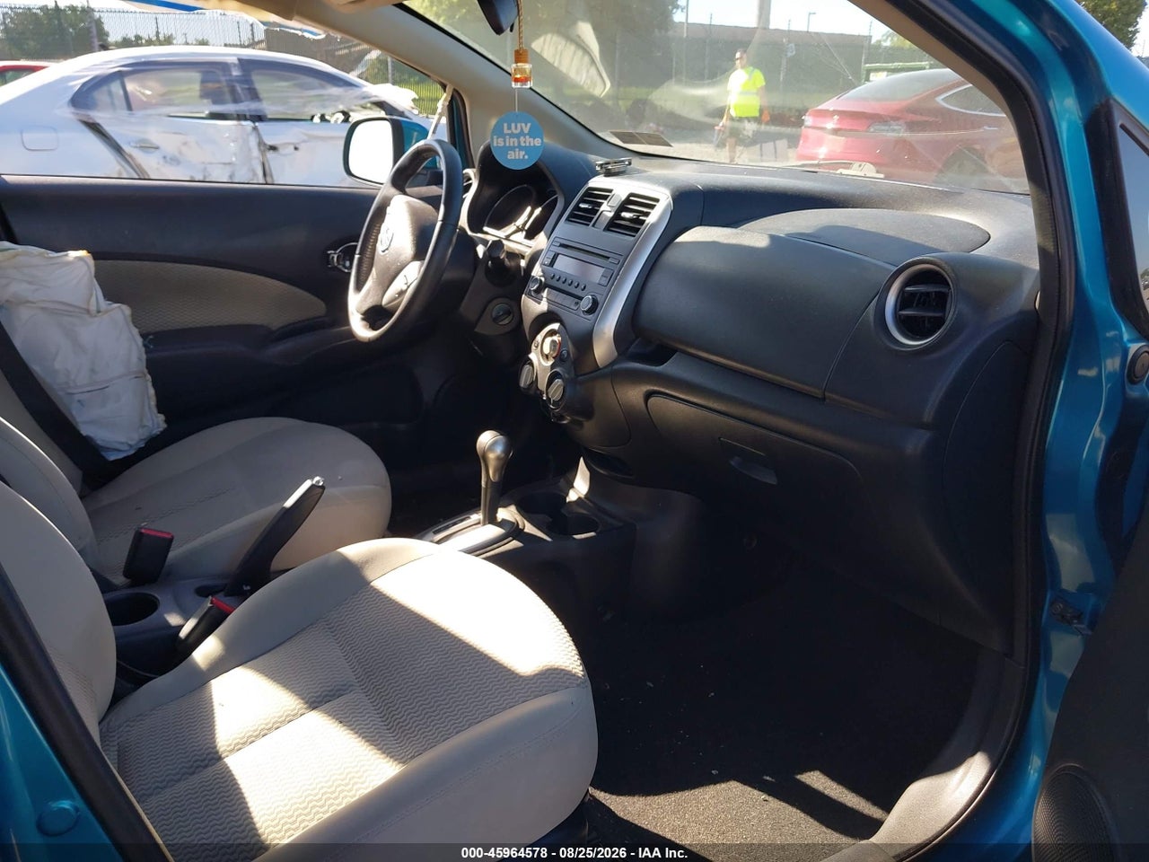 2014 NISSAN VERSA NOTE SV · 5/10