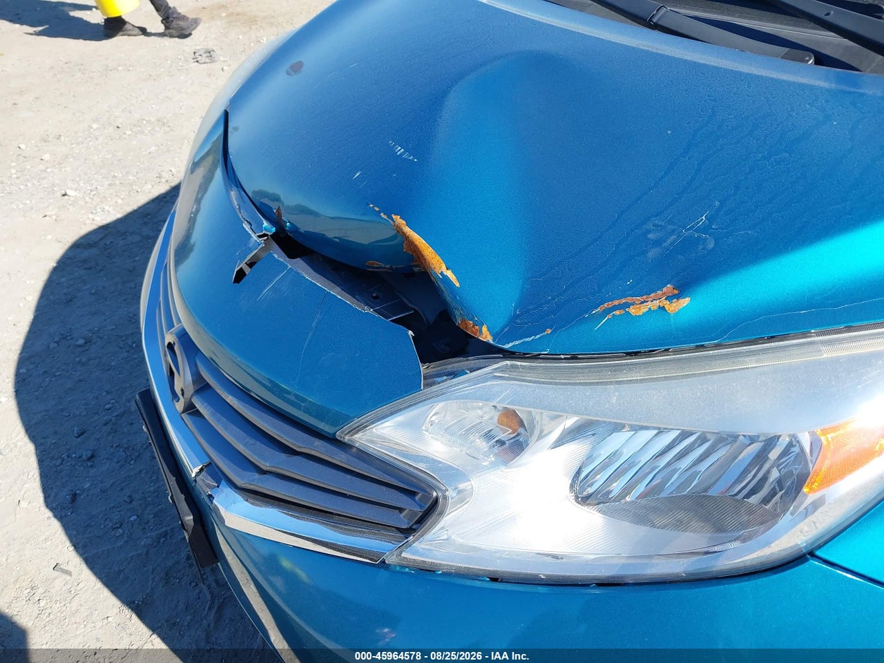 2014 NISSAN VERSA NOTE SV · 6/10