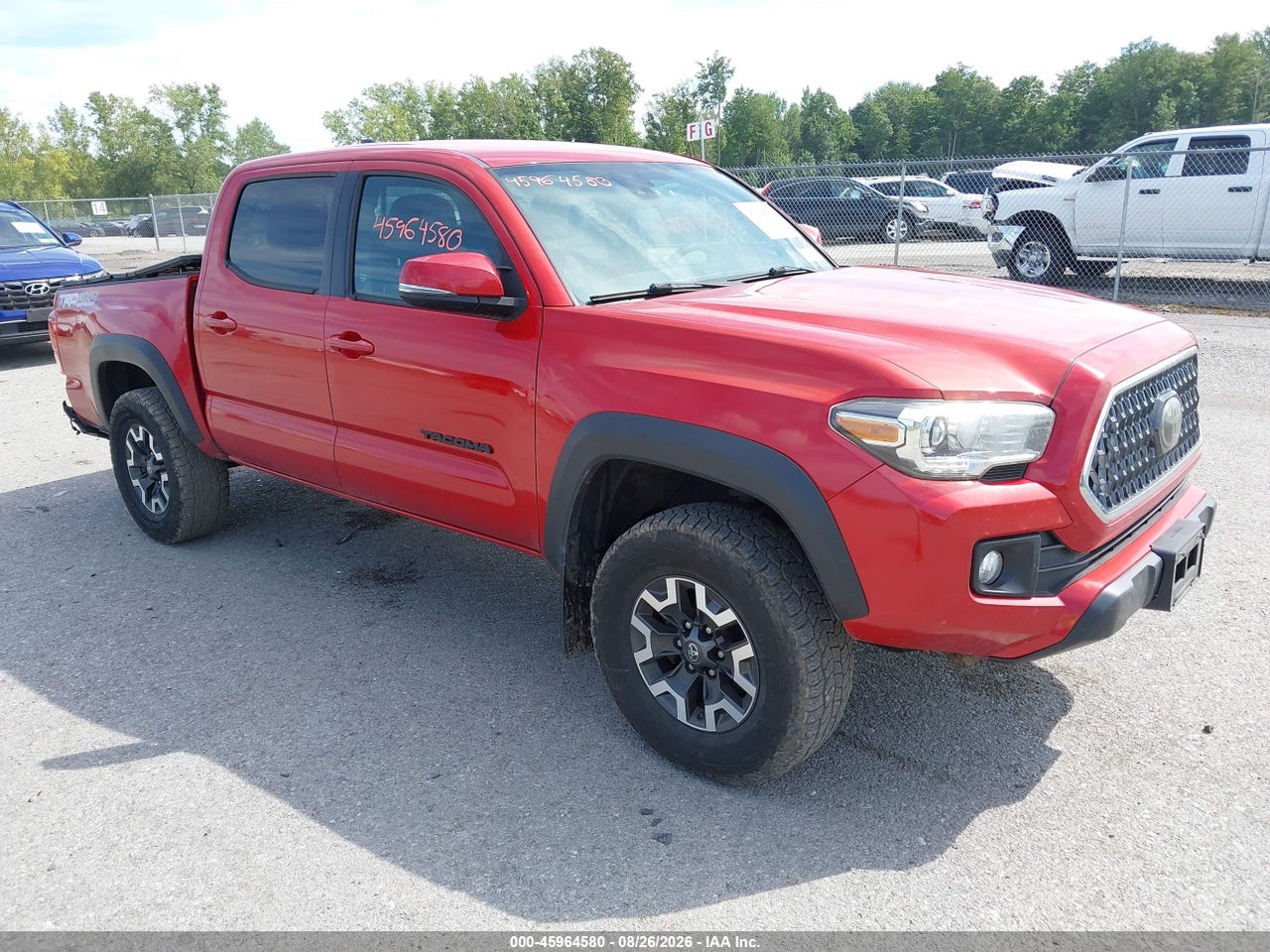 3TMCZ5AN1KM****** · 2019 TOYOTA TACOMA TRD OFF ROAD
