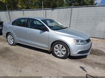 2011 VOLKSWAGEN JETTA 2.0L S