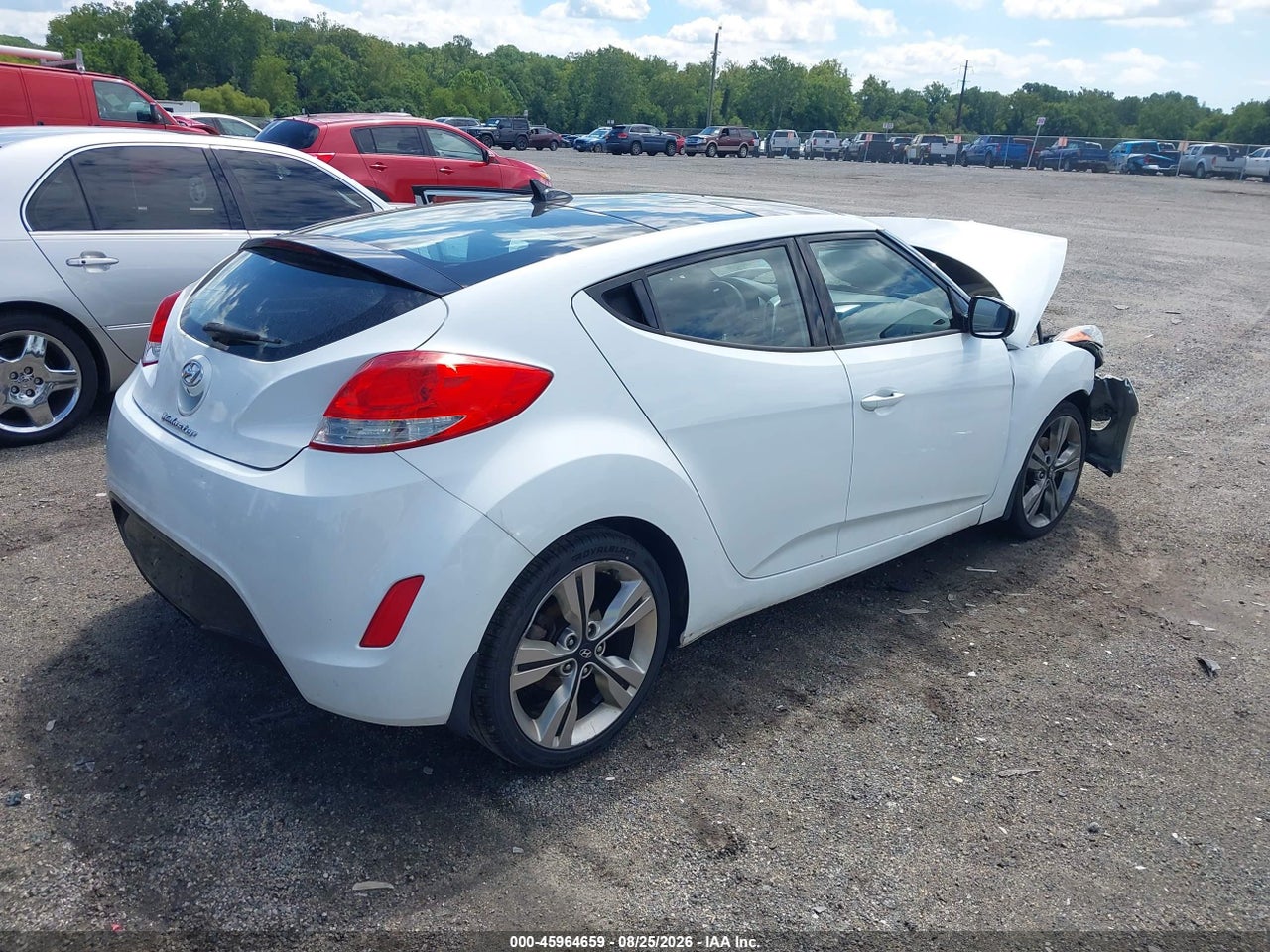 2016 HYUNDAI VELOSTER · 4/11