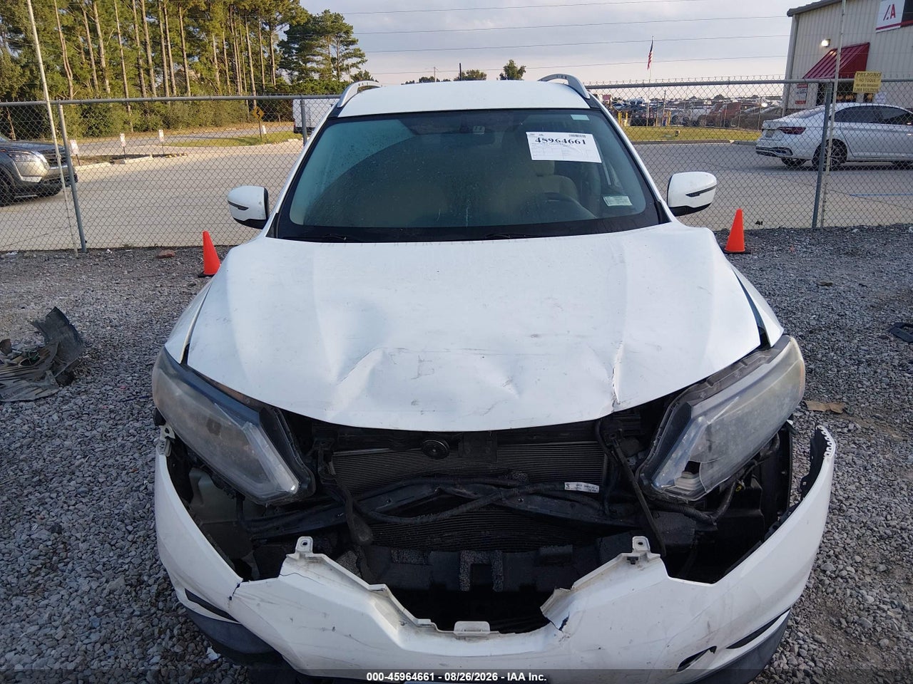 2016 NISSAN ROGUE S · 6/11