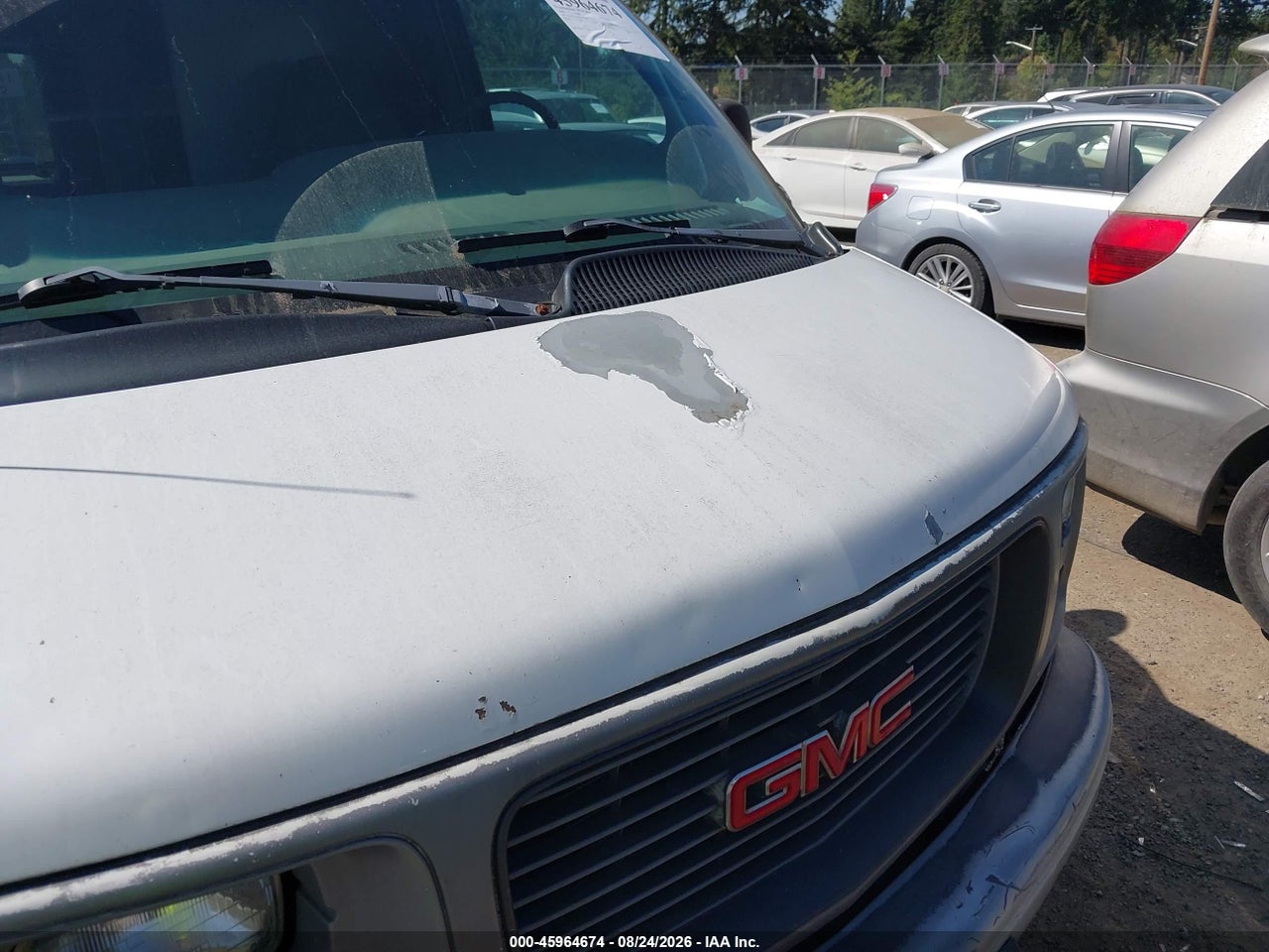 1998 GMC SAVANA STANDARD · 6/11