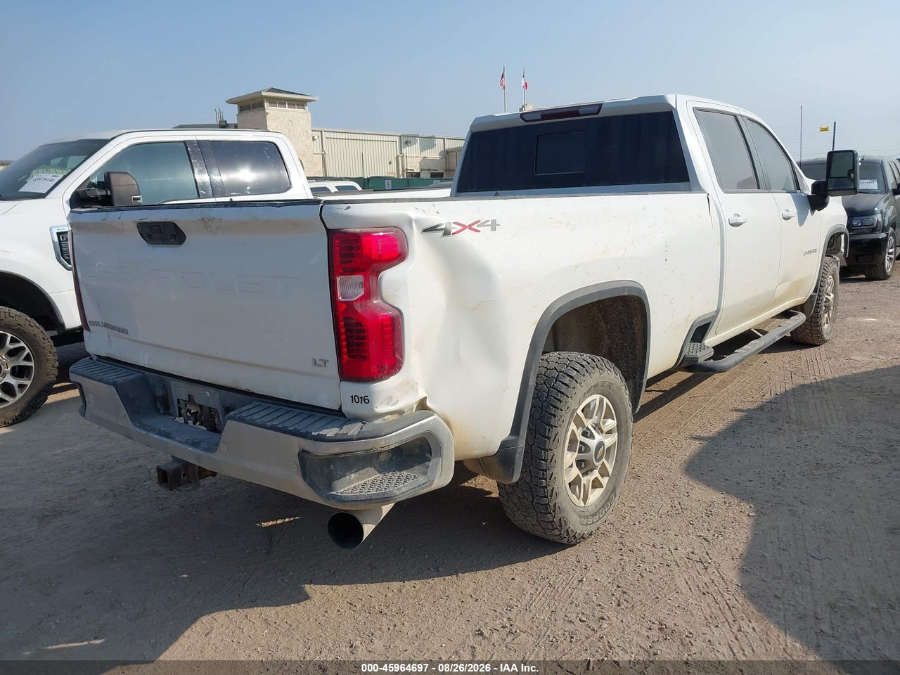 2021 CHEVROLET SILVERADO 2500HD 4WD  LONG BED LT · 4/11