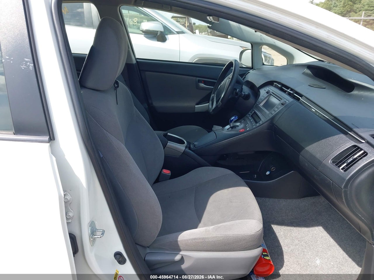2014 TOYOTA PRIUS TWO · 5/10