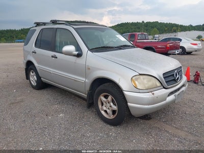 4JGAB54EX1A****** · 2001 MERCEDES-BENZ ML 320