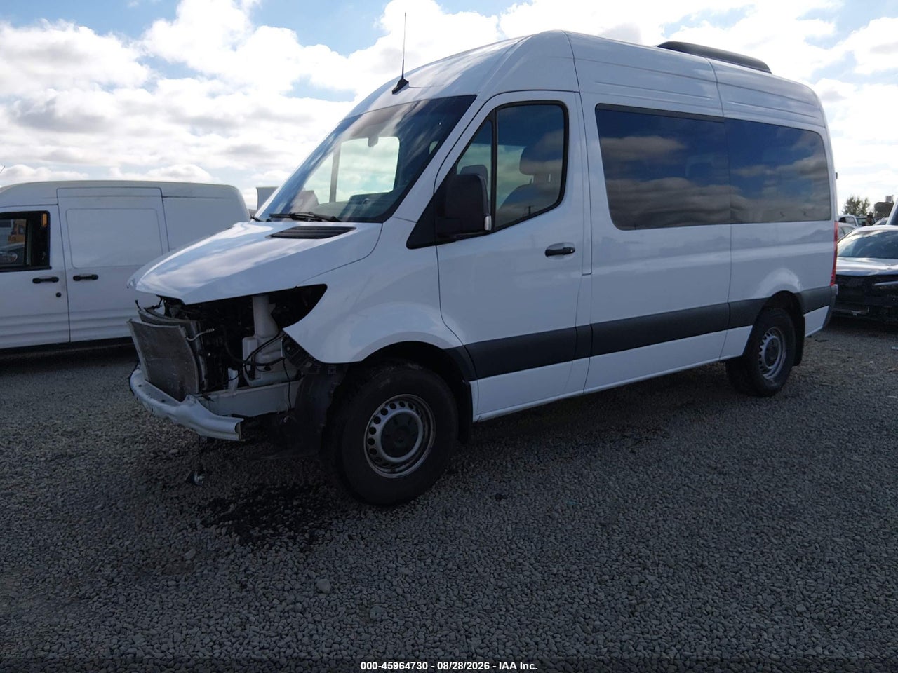 2026 MERCEDES-BENZ SPRINTER 2500 STANDARD ROOF 4-CYL DIESEL · 2/11