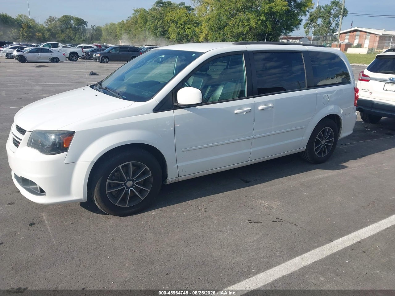 2017 DODGE GRAND CARAVAN GT · 2/11