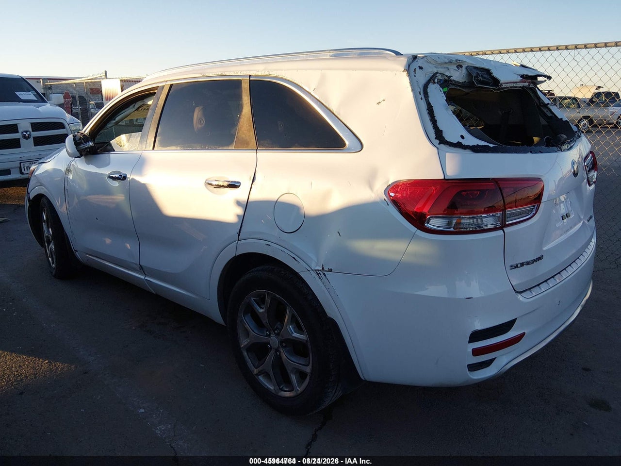 2017 KIA SORENTO 3.3L SX · 3/10